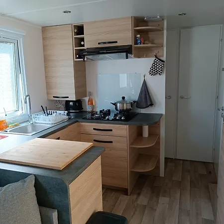 Kemp Mobil-home Confort Mar Estang A En Roussillon