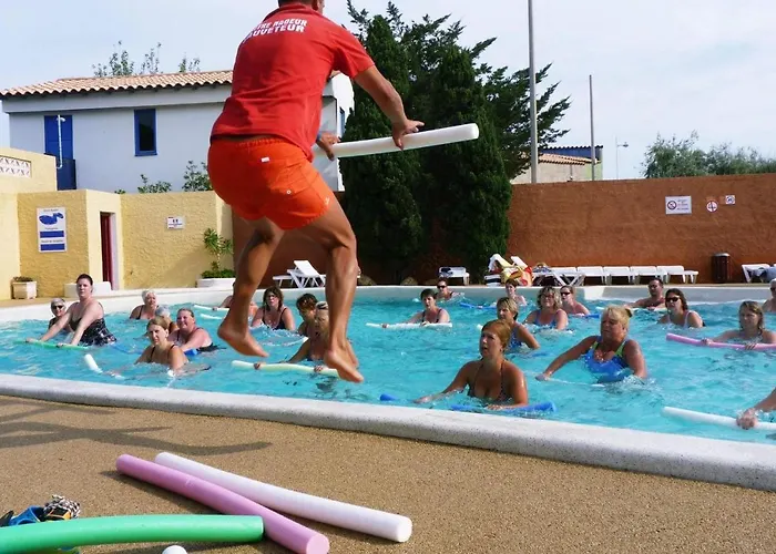 Camping Mobil-home Confort Mar Estang A En Roussillon *