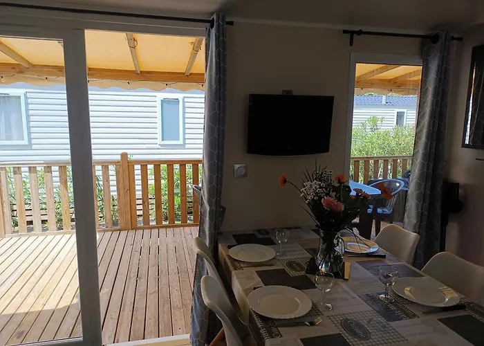 Camping Mobil-home Confort Mar Estang A En Roussillon *